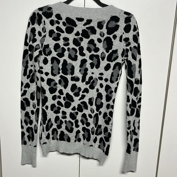 Express  Leopard Print  Sweater - Picture 5 of 11